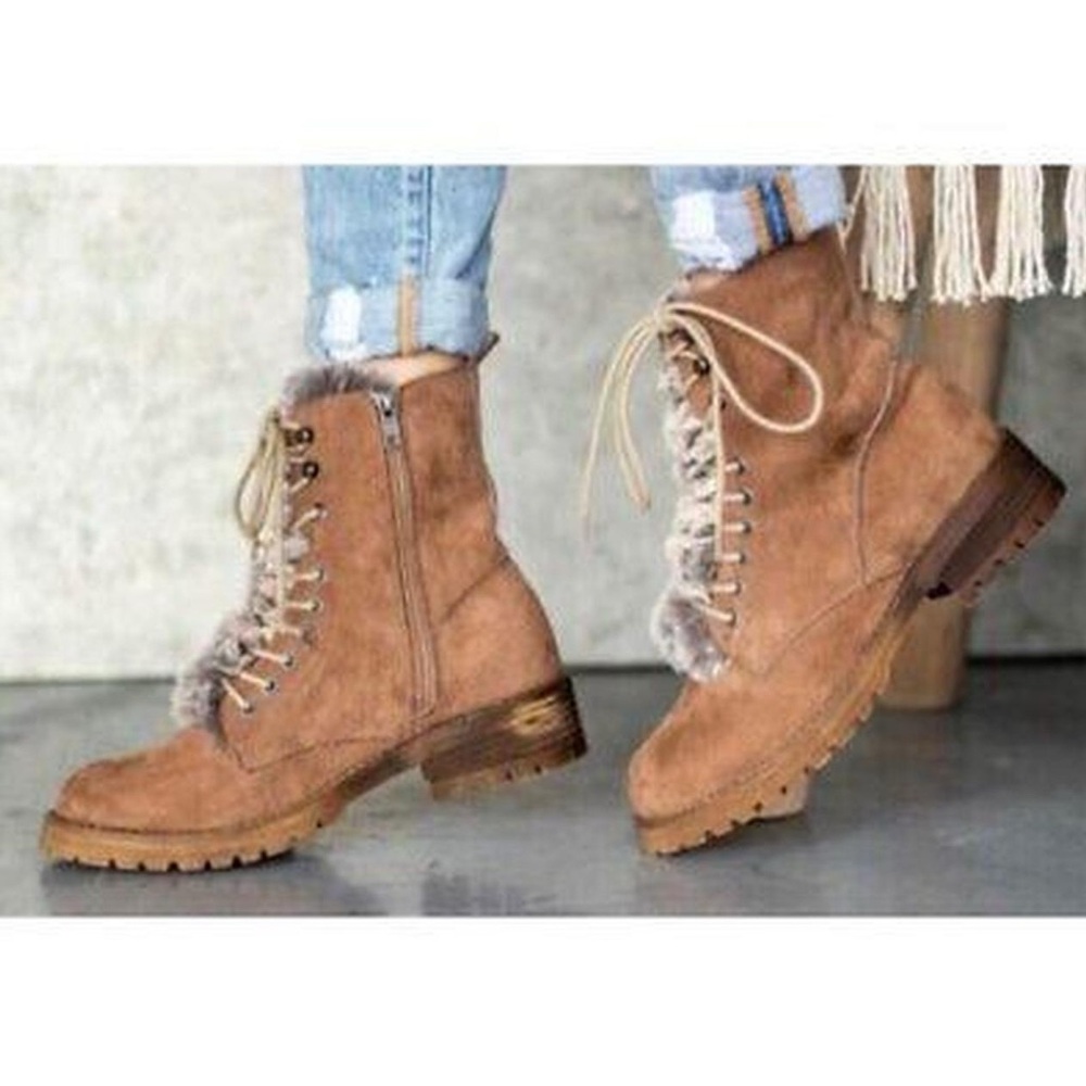 Brown Suede Lace-Up Boots with Fur Trim